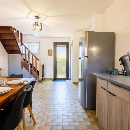Semesterbostad Maison Climatisee *